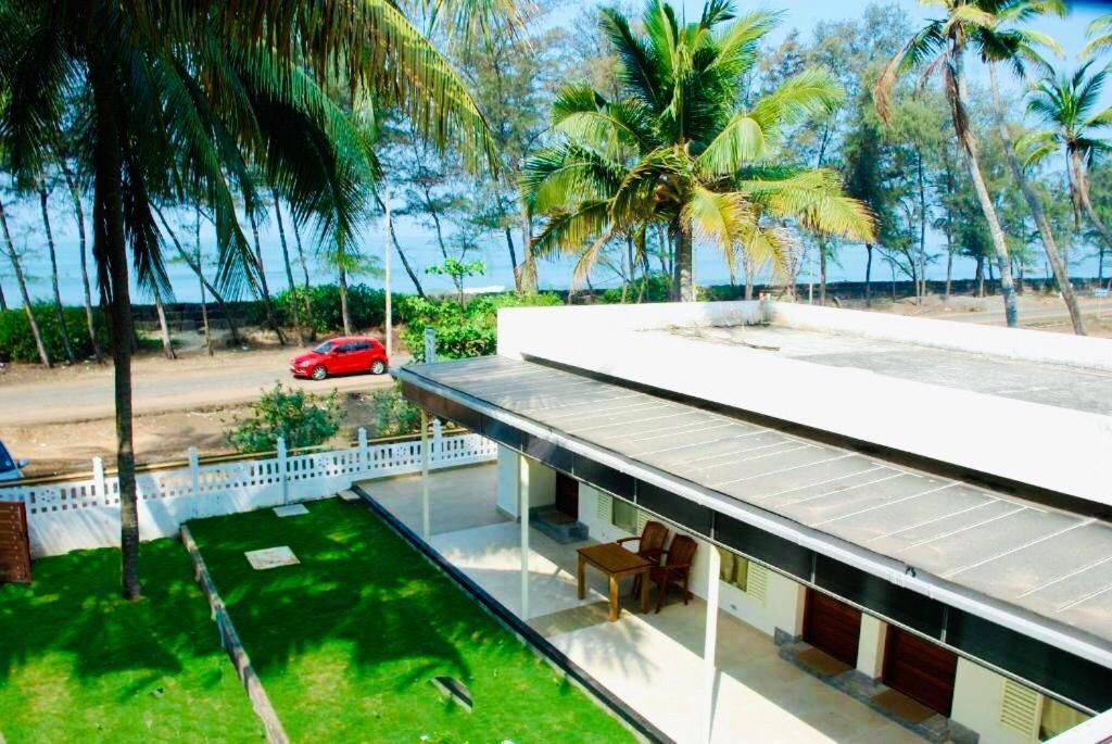 Cherai Natural Beach Hotel Cherai Beach Exterior photo